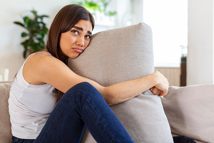 Những biểu hiện cơ thể thường gặp khi cảm thấy bất an